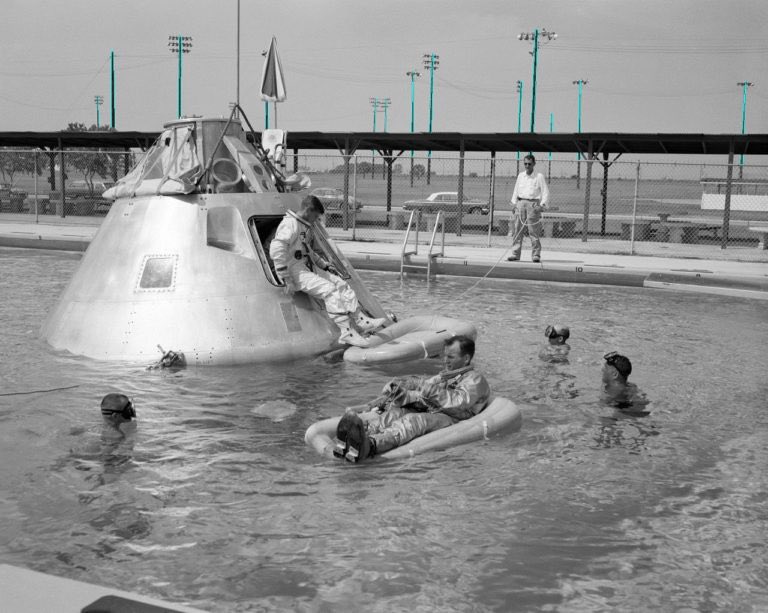 |agenda| 📌

Malgré la grisaille, Anthony sent déjà la bonne odeur de l'été ! Gros programme en perspective : du cinéma, de la musique, des balades entre rives gauche et m droite... Bref, suis-le dans ses péripéties du week-end ! Tu ne seras pas déçu(e)💥

happen.fr/agenda-du-week…