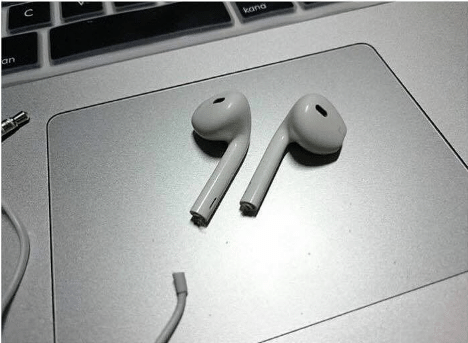 TardentApps's tweet photo. Just saved $159 😁 #Apple #airpods #appleairpods https://t.co/tZVUb0KFmu
