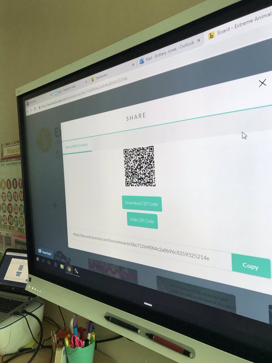 MsJonesistheJam's tweet photo. Third grade fun! @brookeblair01 class shared their @Buncee board with us so we could view and comment on their Extreme Animal buncees.. Our classes love collaborating with each other! @BonitaCharter https://t.co/X3z9b62I9r