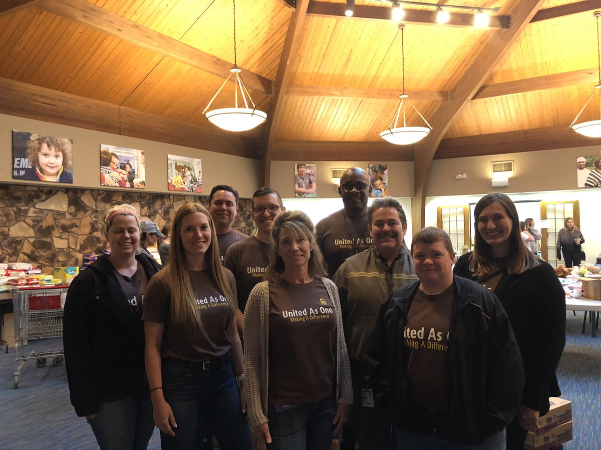 UPSers hard at work at the Crisis Nursery Of St Charles.  Teamwork between IE and PE.