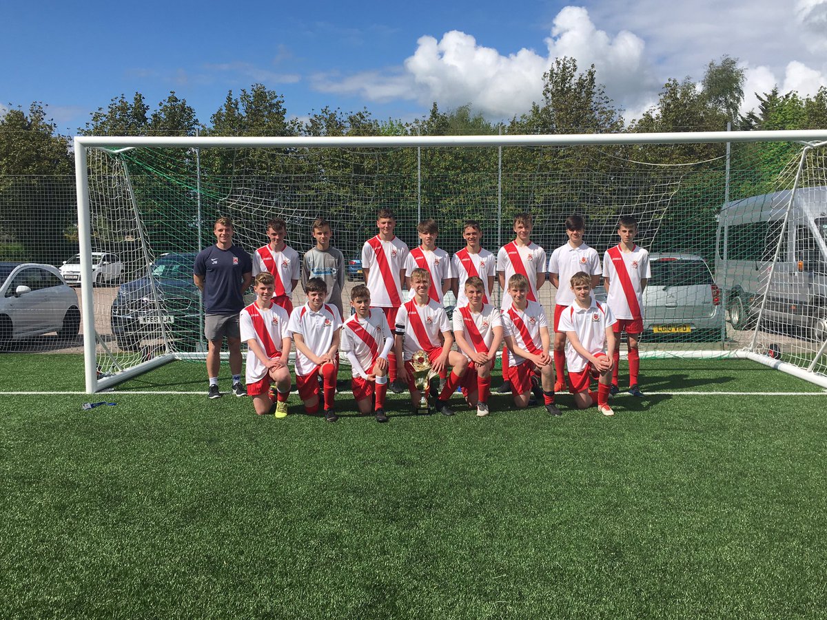 MrWrayy's tweet photo. Third time lucky!!🍀 Finally; after 2 straight final losses over 2 years, the year 9 boys finally win the district cup! They played a fantastic gameplan out against an always dangerous @BucklersMead side. Top class boys well done FT 5-0 MOM Regan Davison 💯🏆🏆⚽️ @Preston_School https://t.co/kq86dOtFKB
