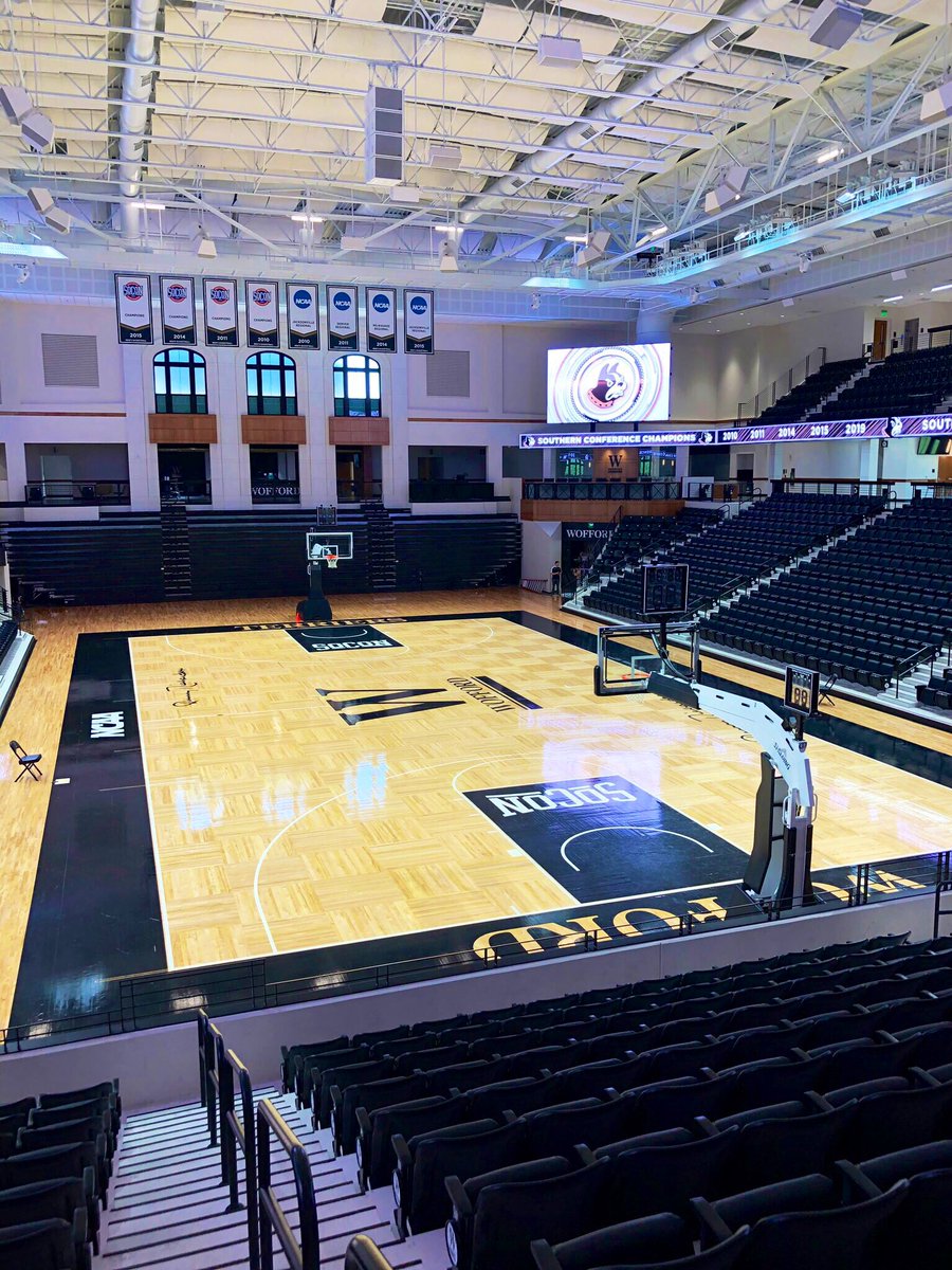 Zionrichardson_'s tweet photo. After a great visit! I’m very blessed to announce that I’ve received a scholarship offer from Coach McAuley, Coach Perry and the Coaching staff at Wofford College!! #GoTerriers 🐶 @CoachJMcAuley @Dwight_Perry @WoffordMBB https://t.co/y0HeKRrDTH