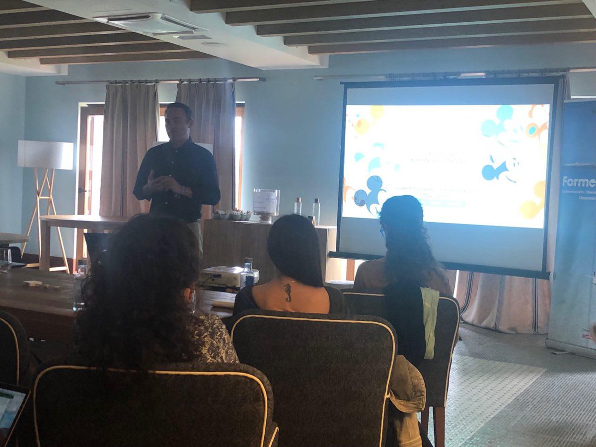 formentera20's tweet photo. "La piedra angular de Disney desde sus orígenes ha sido convertirse en el mejor story-teller'. ¡Empezamos con el Vicepresidente y Director General de @DisneyChannel España Vincent Sourdeau!

#televisión #formentera20/19 https://t.co/8tOrYKyskB