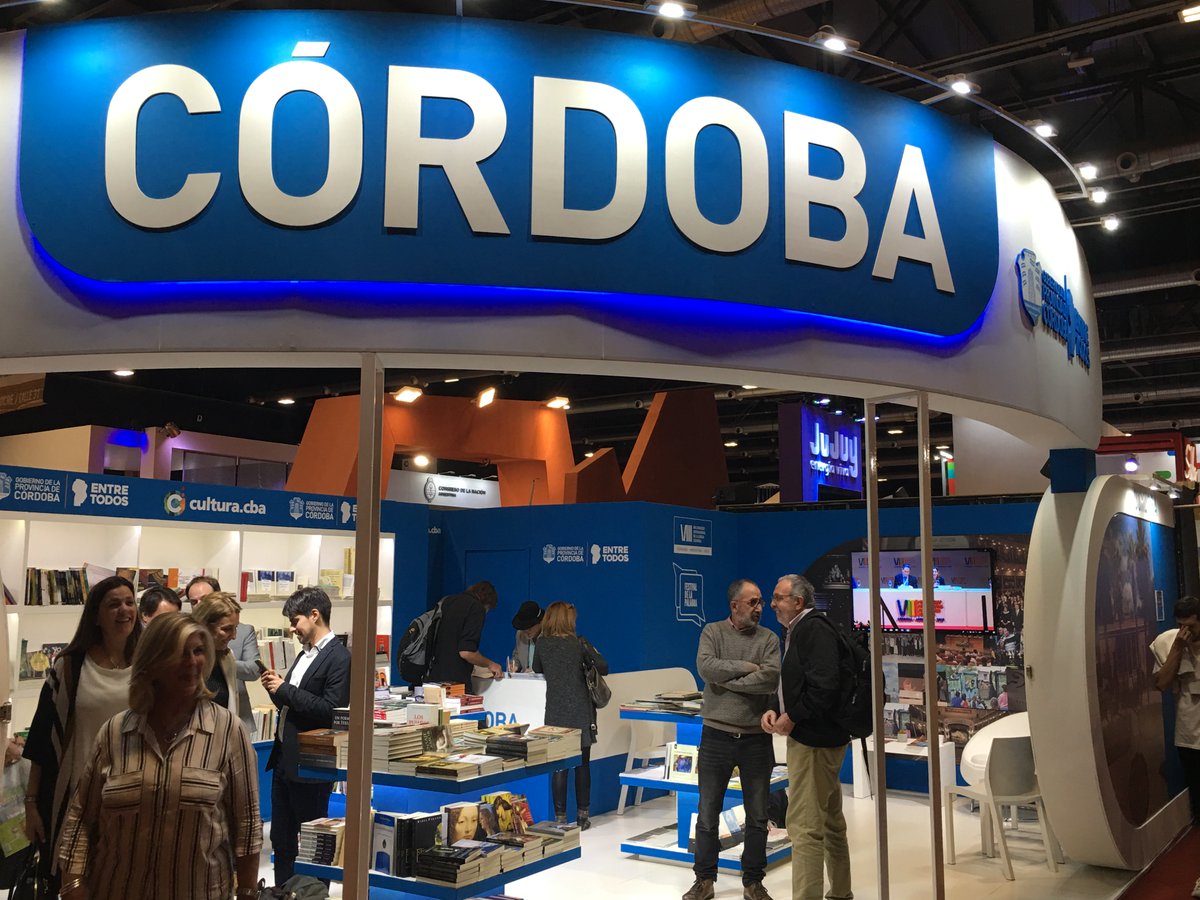 CasaProvCordoba's tweet image. 📸 En el Día de la Provincia de Córdoba, en la @ferialibro, se presentó la mesa "Lo que dejó el Congreso de la Lengua". Allí se realizó un balance del VIII @CILE2019, que tuvo lugar hace apenas un mes. @AgCbaCultura @gobdecordoba #CasaDeCórdoba