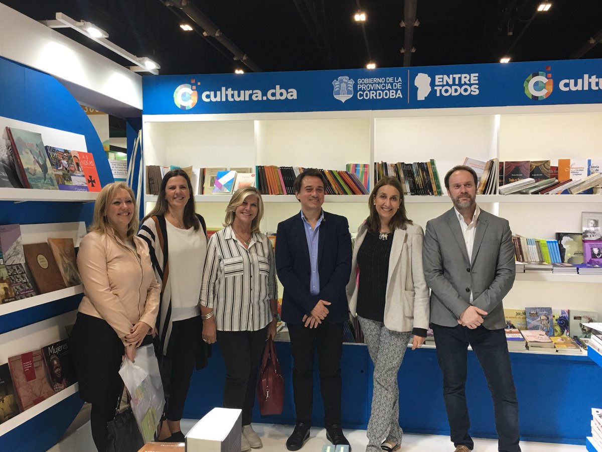 CasaProvCordoba's tweet image. 📸 En el Día de la Provincia de Córdoba, en la @ferialibro, se presentó la mesa "Lo que dejó el Congreso de la Lengua". Allí se realizó un balance del VIII @CILE2019, que tuvo lugar hace apenas un mes. @AgCbaCultura @gobdecordoba #CasaDeCórdoba