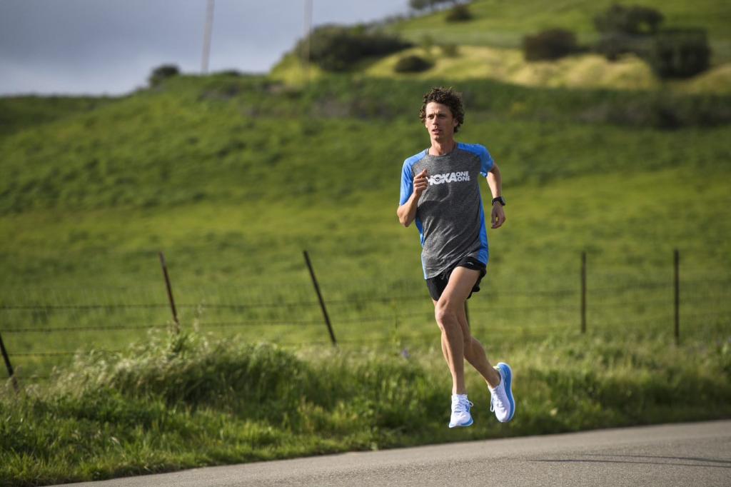 hoka's tweet image. Our athletes are ready. Are you? Project Carbon X takes off tomorrow at 5:45 AM PST in Folsom, CA. Tune in here: spr.ly/6015Eg5fl #timetofly