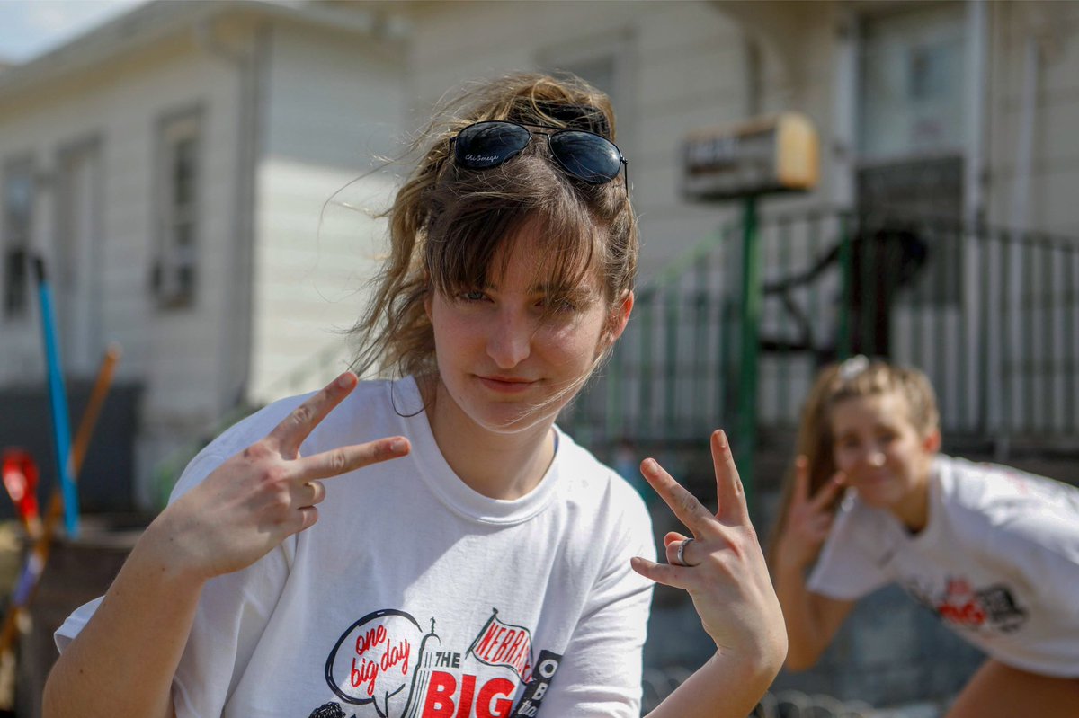 ✌️out Lincoln. It’s officially summer now! ☀️