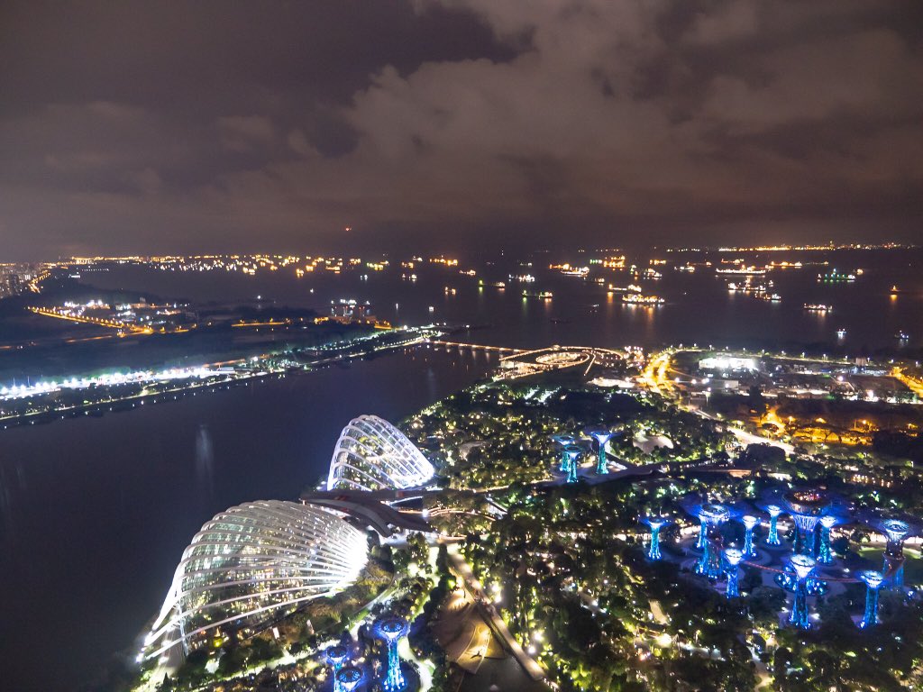 تويتر 福田悠人 على تويتر シンガポールの夜景とてもとても綺麗だった 今年のコナンの映画のとこ T Co Xpzcihneyl