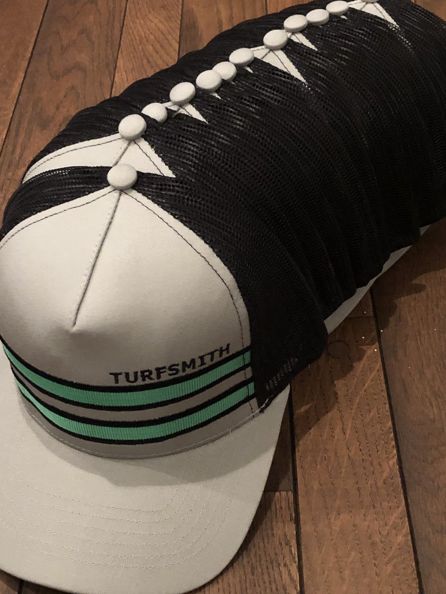 turfsmith's tweet photo. Who wants one?  Giving away two of these by midnight tonight. Enter by:

-Follow &amp; RT
-Tag at least 1 Turf Industry colleague
(Shipping covered only in USA)

#turfgrass #sportsturf #fieldturf #farmer #landscaper #greenskeeper https://t.co/O41pMLnSJN
