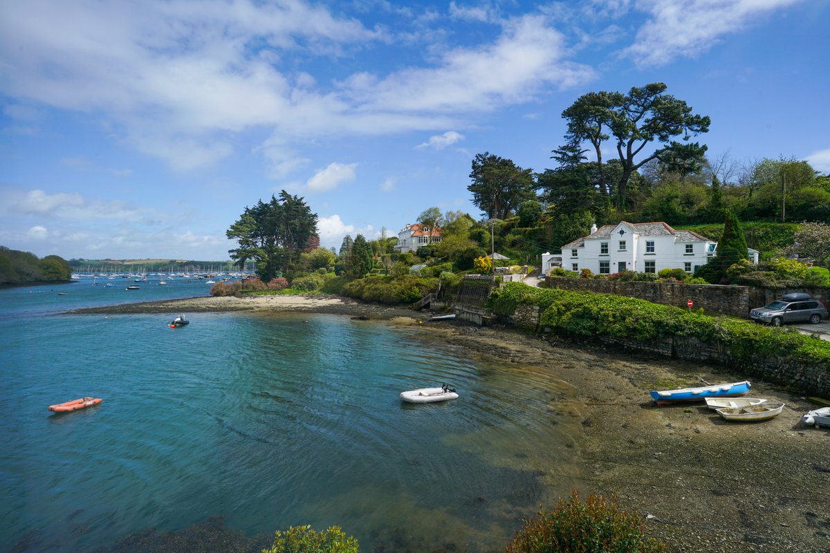 Thank you <a href="/hughhastings/">hughhastings</a> for these gorgeous internal shots of our newly completed waterfront home in Mylor.