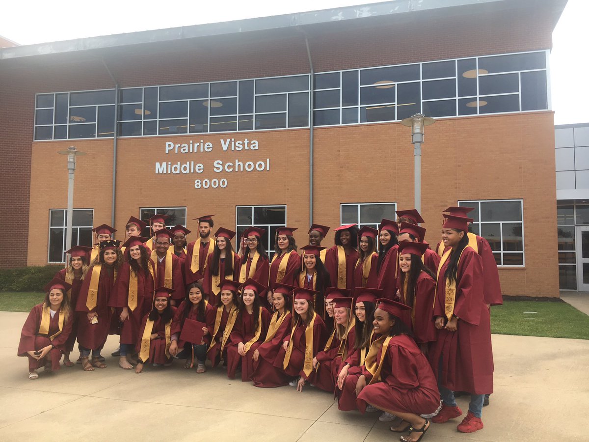 DanTheMathMan's tweet image. Congrats @saginawhstx Class of 2019!!!! Thanks for letting us celebrate with you!! @prairievistams @EMSISD