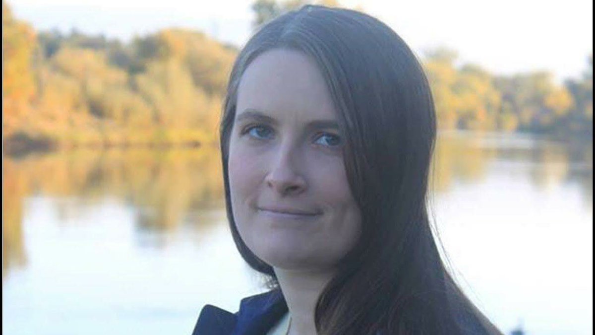 SacScienceMarch's tweet image. Our 6th and final featured speaker is Rachelanne Vander Werf @raevanderwerf, a state Water Scientist! Rae is a trustee of the local flood control board and a scientist who works on safe drinking water, flood control issues, and water resources management. Hear her tmw!