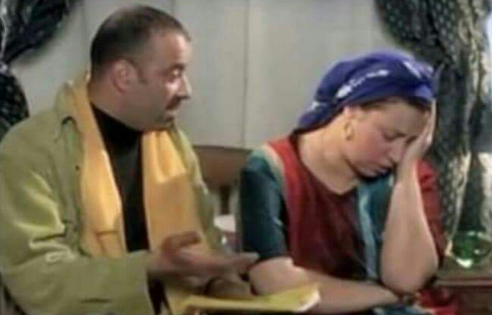 abdeenko's tweet photo. - بعد اذنك يانقابة اقفلي المعاهد.
=كان على عيني.
- تصدقي بقى انت نقابة وسخة 
 #اقفلوا_دكاكين_هندسه https://t.co/cSi4dTYi0B