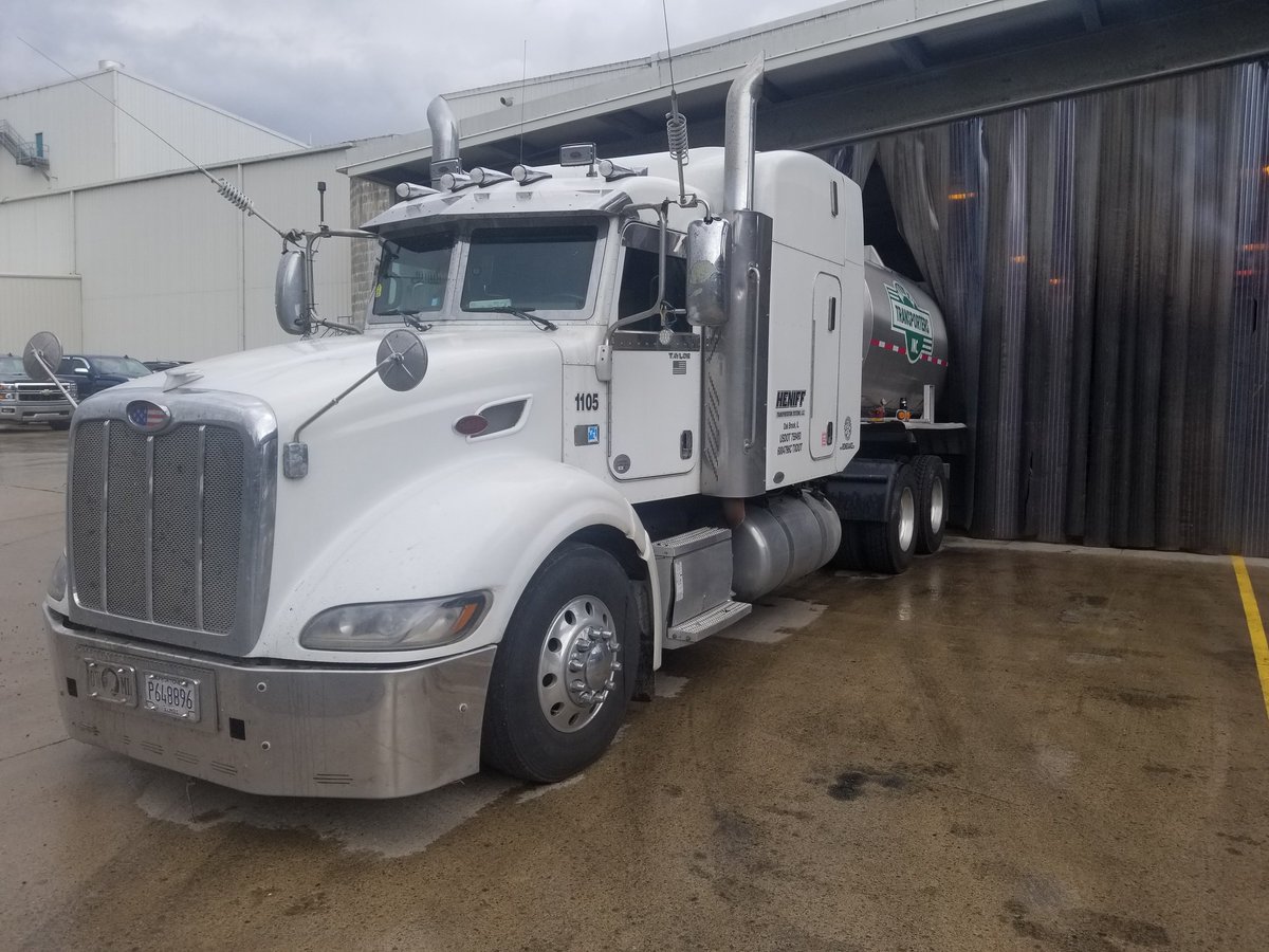 taylorbilt's tweet photo. Good Morning from Johnsburg Pennsylvania ..... Let's get this show on the road... Shout out to @truckerfund for all they do for #Truckers
#HR1698
#HR1697
#eldorme
#TruckerNation
#TankerYanker https://t.co/cNYsI1PXPK
