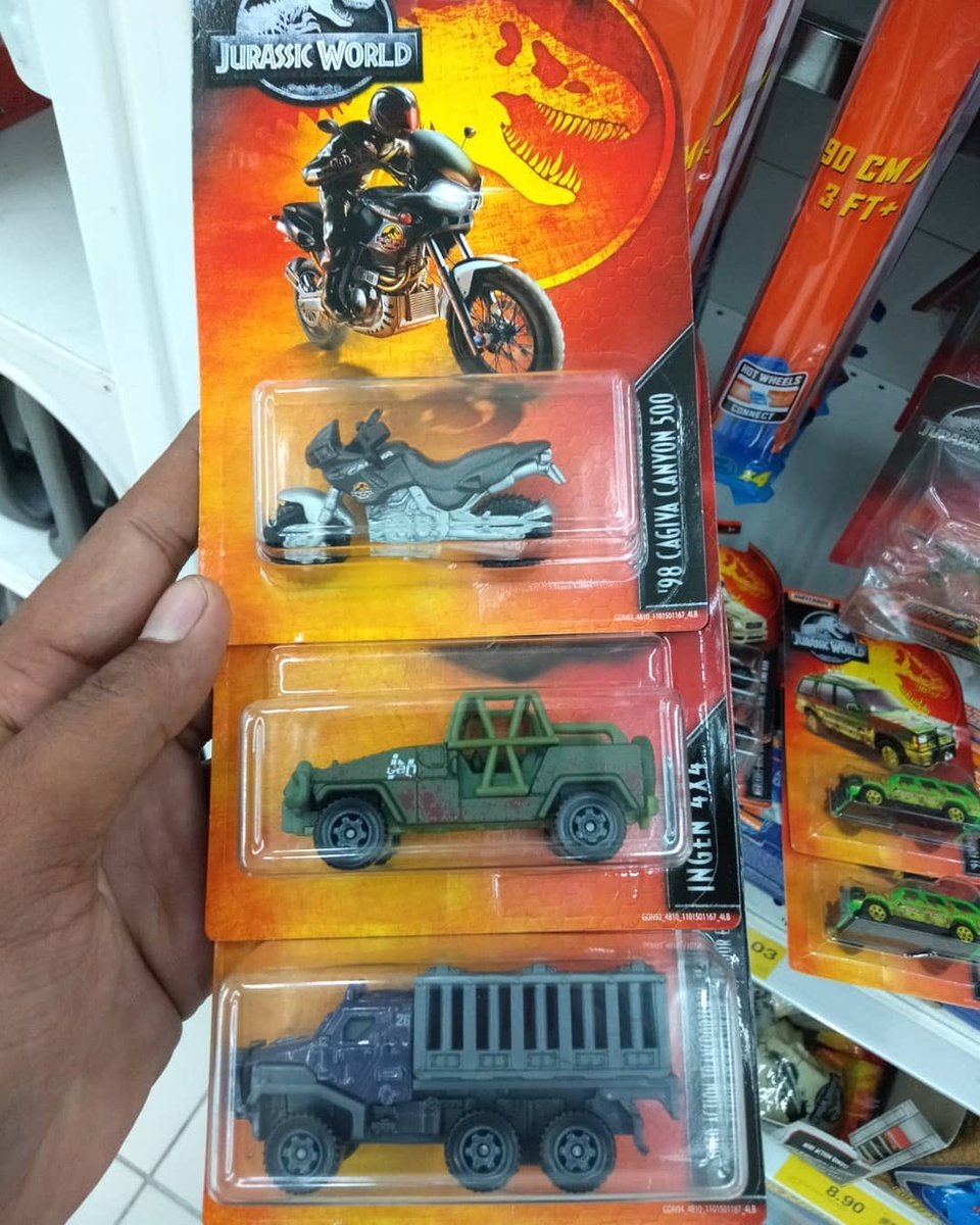 jurassic world matchbox 2019