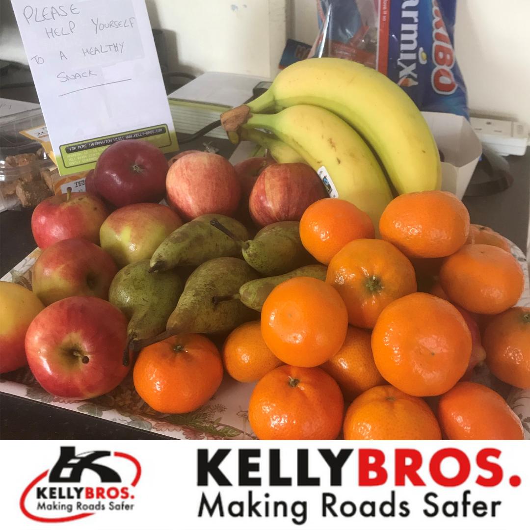KellyBrosGroup's tweet photo. After so many cakes celebrating birthdays lately, some much needed healthy snacks instead :) #KellyBros #MakingRoadsSafer #HealthySnacks #TooManyCakes #birthday #Employee #EmployeeSnacks #Treats https://t.co/xk1aV22HBP