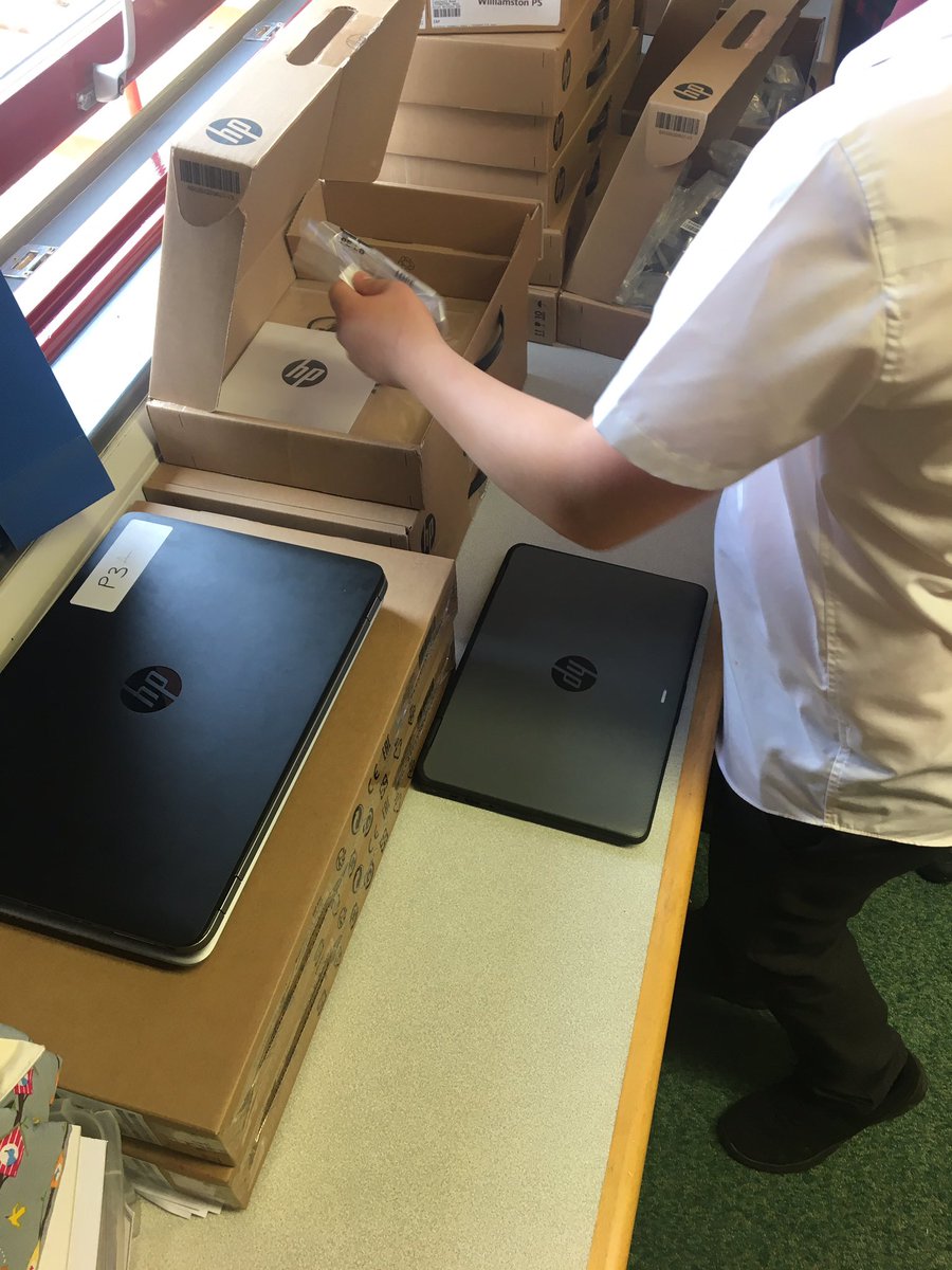 williamstonps's tweet photo. Our #digidirectors have been busy sorting new equipment this week 💻We were checking for login access, software and having explore of some of the new features in this device... we can’t wait to see how our classes use them ❤️ #wldigilearn #DigiLearnScot https://t.co/8FhuFd9YT1