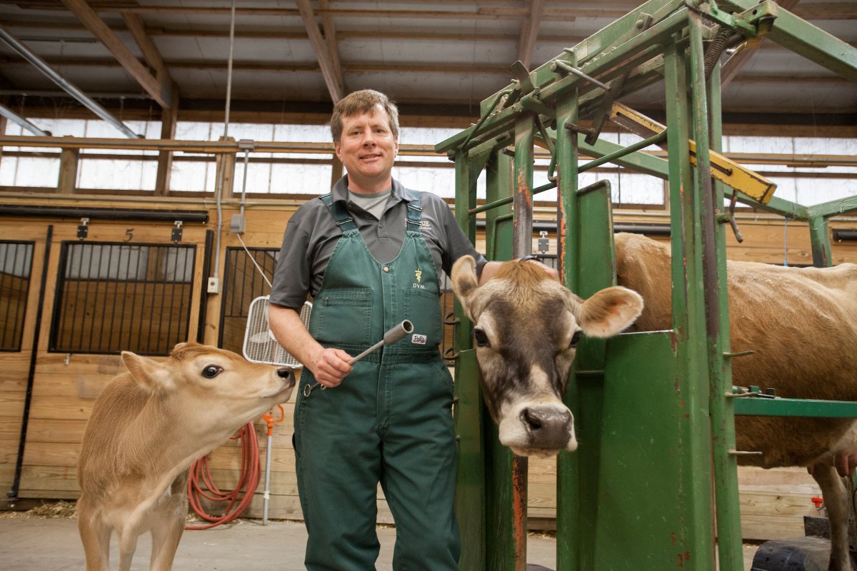 pucvm's tweet photo. Thank you to @MyFranciscan , @INagribiz &amp; the Cook Group for voicing their support for our new Veterinary Teaching Hospital project.   

Learn more at https://t.co/jAowPcyWMa 

#Grateful #SupportPVM #PVM60 #Purdue150 #TakeGiantLeaps @CookMedical @PurdueAg @PurdueExtension https://t.co/dKgSCIk5Cc