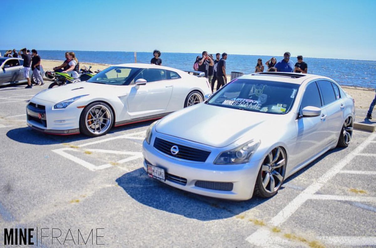 mine_frame's tweet image. You can’t tell my car she not a skyline lol she with the GTR like “hey there sis !” @NissanUSA @NissanJP #mineframephotography #nissan #Japaneseengineering