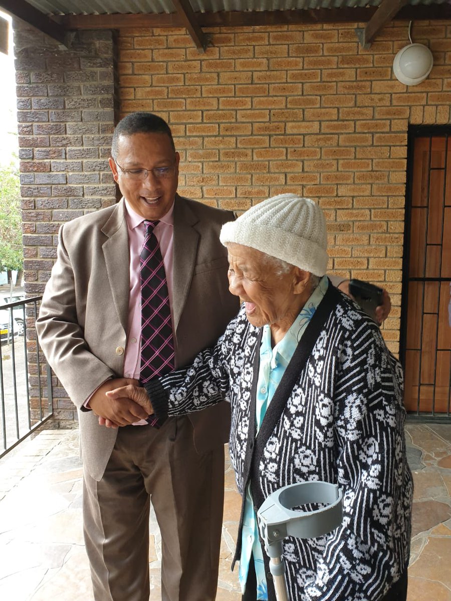 ivan2meyer's tweet photo. Meeting with our senior citizens in Piketberg this morning with @Our_DA Mayor Ray van Rooy and @CHunsingerMP. #WindeForPremier #VoteDAon8May #TeamOneSA https://t.co/t3FEOA31gz