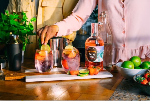 DrinksDaily's tweet photo. Well I guess if you can't beat them - then er... why not join them?
Kopperberg has launched a Pink Gin! https://t.co/BjF317B7jv