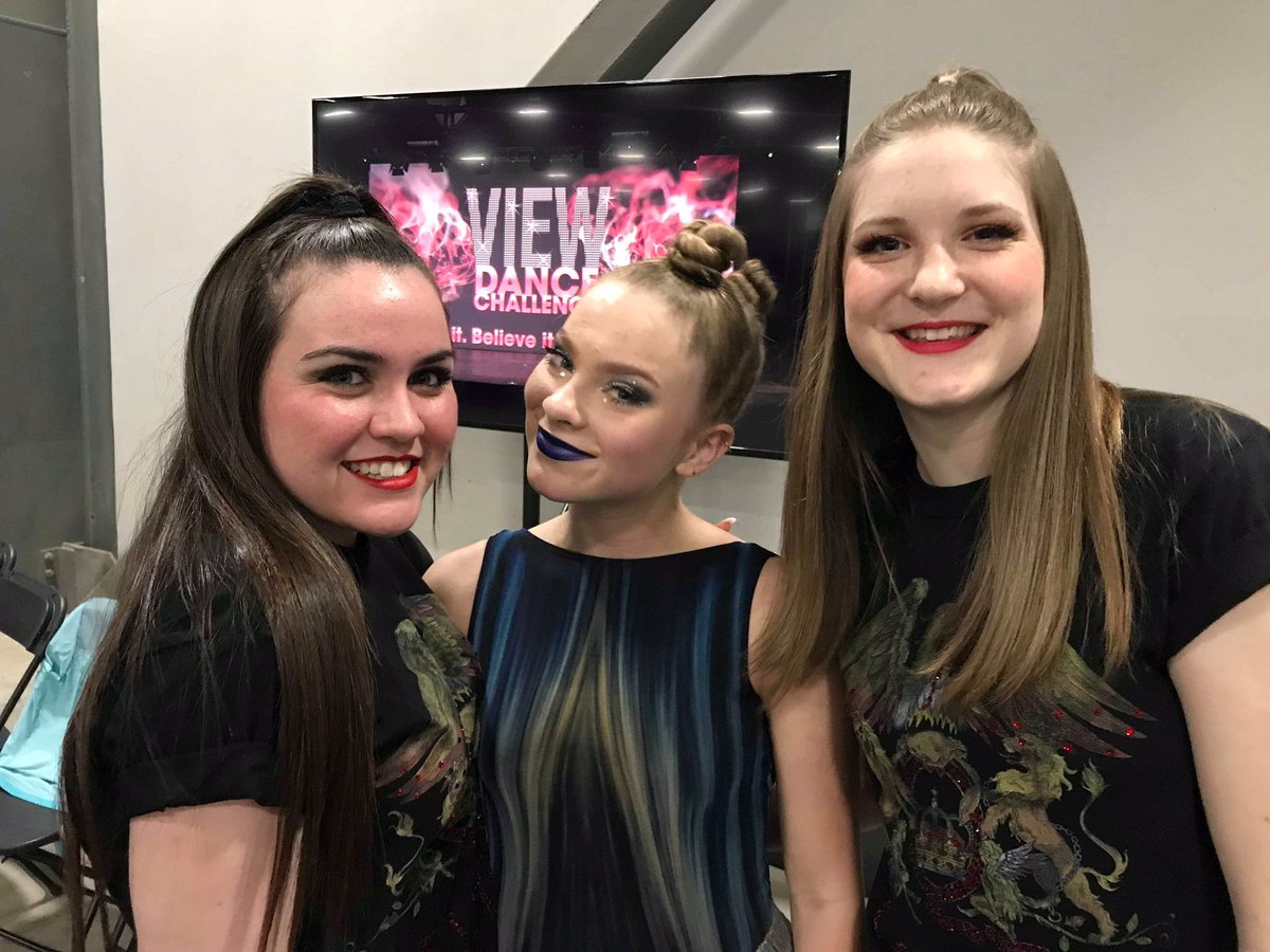 CCDanceStudio's tweet photo. Amazing first day at View! Way to go team! #viewdancechallenge #teamccd https://t.co/dTZfw1z19O