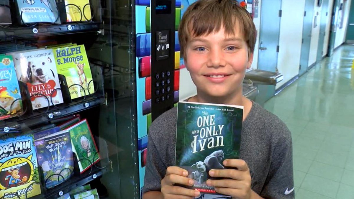 Check this <a href="/maureenmcdole/">Maureen McDole</a>  RT  @abcactionnews: New vending machine at Lithia Springs Elementary School doles out the newest kids books wfts.tv/2Je5rtB
