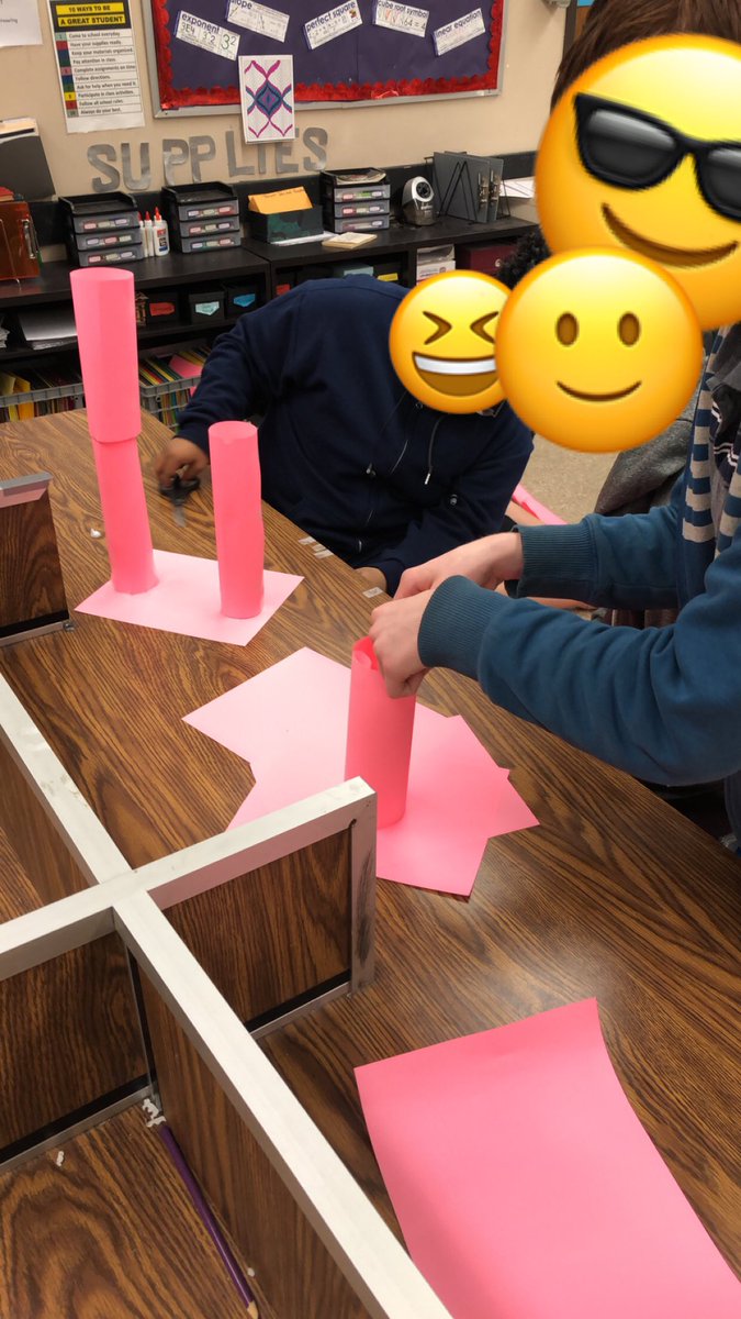 MissABourque's tweet photo. Can YOU build the tallest tower using tape and 10 pieces of paper? #STEAM #Transitionstudies #teamworkmakesthedreamwork 🌟 https://t.co/rUPZeBZaC7