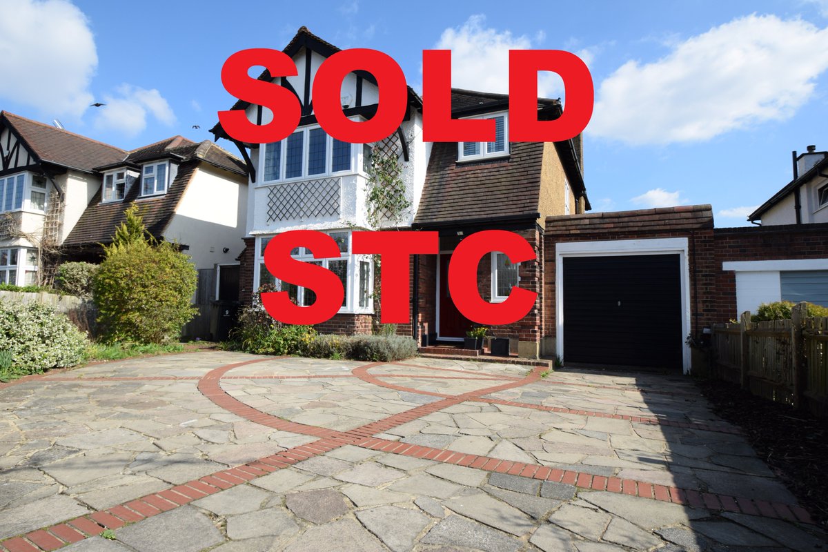 ParkerScottBrom's tweet photo. 4 BED DETACHED HOUSE. SOUTH VIEW BROMLEY. £975,000
SOLD WITHIN A WEEK. 
JOIN IN WITH OUR SUCCESS AND CALL US TIO VALUE YOUR PROPERTY ON 020 3146 0055 #Bromleyestateagents, #SellingyourpropertyinBromley, #soldhousesBromley @ParkerScottBrom https://t.co/wShjLB6Oj8