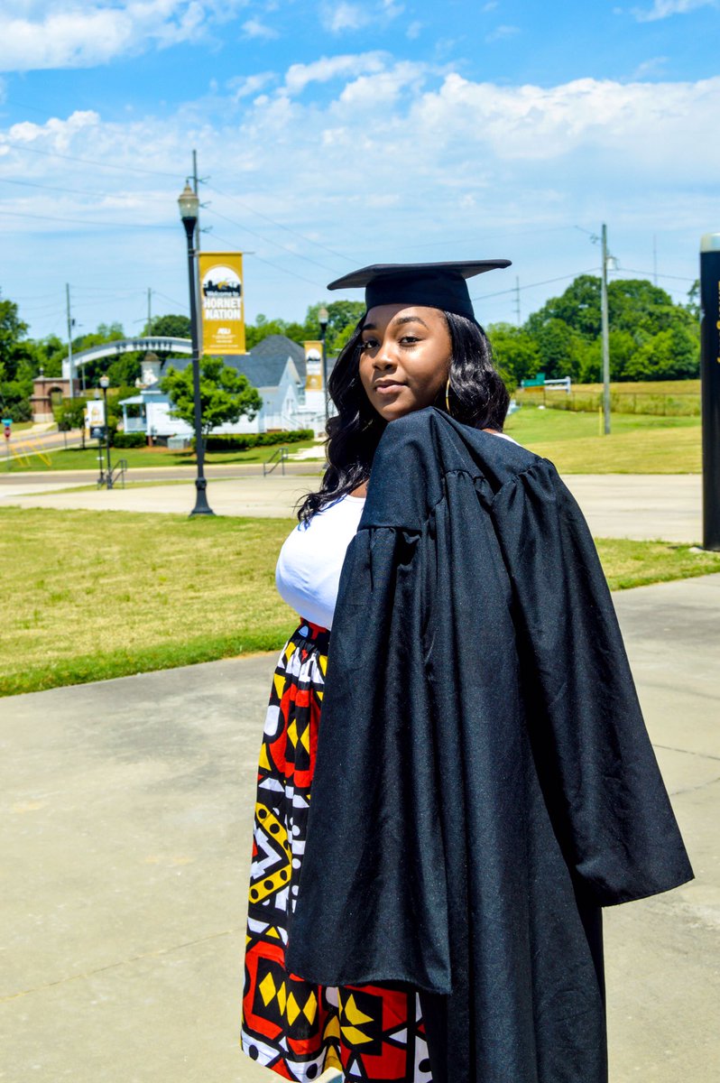 Kept a bomb GPA, not leaving without honors PERIOD! 💅🏽💁🏾‍♀️
#SummaCumLaude #myasu