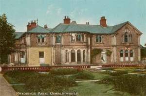 It’s been a while, but it’s digging time! We’re digging at Rhyddings Park, Oswaldtwistle from 28/5/19 - 8/6/19. We’ll be looking for the remains of the mid-19th century Rhyddings Hall. Email communityarchaeology@salford.ac.uk to book a place!