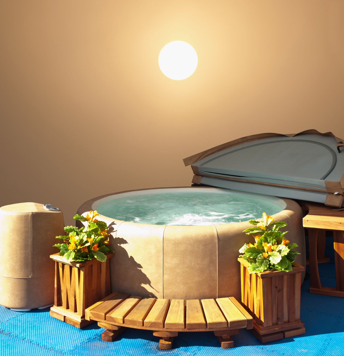Stay-cationing in England this summer? ☀️ Whether it's your own home or a holiday home, we can help to make your break even better with one of our hot tubs for hire. We can deliver and set it up ready for you to enjoy, find out more ➡️ buff.ly/2F3OqB3