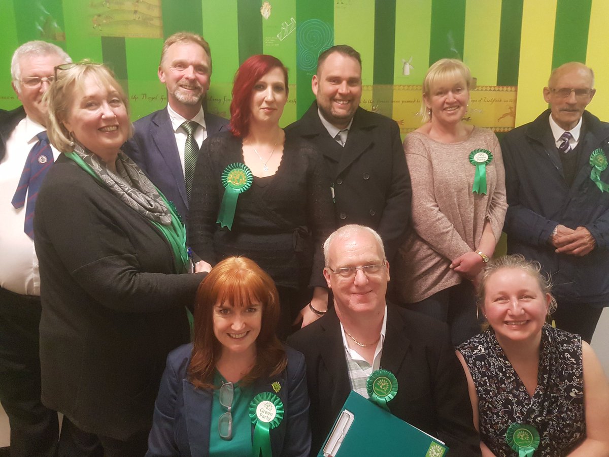 Delighted that @CannockChaseGP have added the wonderful Mandy Dunnett (second from right back row) as yet another Green Councillor for #Hednesford
💚👏💐😊
#GreenWave #GreenWin  #LocalElections2019