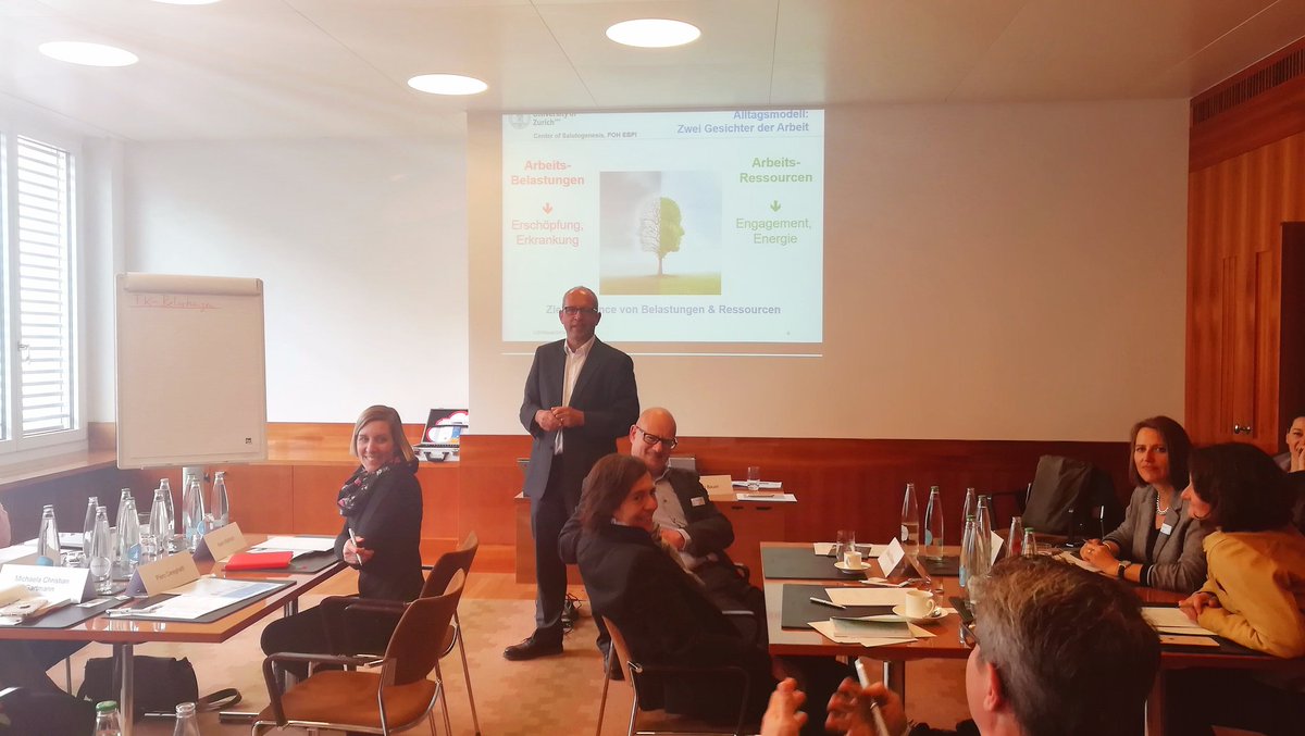 Weiter geht es mit einem Vortrag von Prof. Dr. Georg Bauer über #gesundheitsorientierte #Führungskräfte.

#faa #leadership #CHRO #essentials #HRAnalytics #wecoach