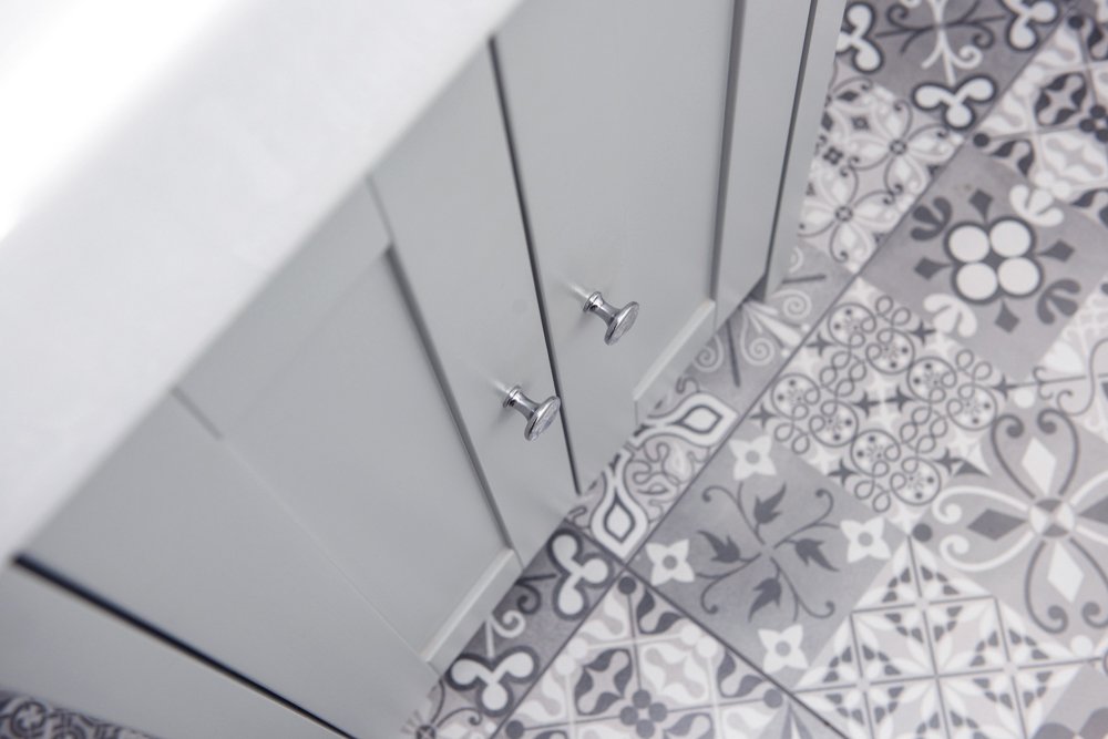 soaksbathrooms's tweet photo. This Bank Holiday Weekend why not come down to our Award Winning Showroom and see all the latest trends? We are open on Bank Holiday Monday :-)
#bathrooms #belfast #bankholiday #bankholidayfun #tiles #taps #luxurybathrooms https://t.co/LgPUe8XXb2