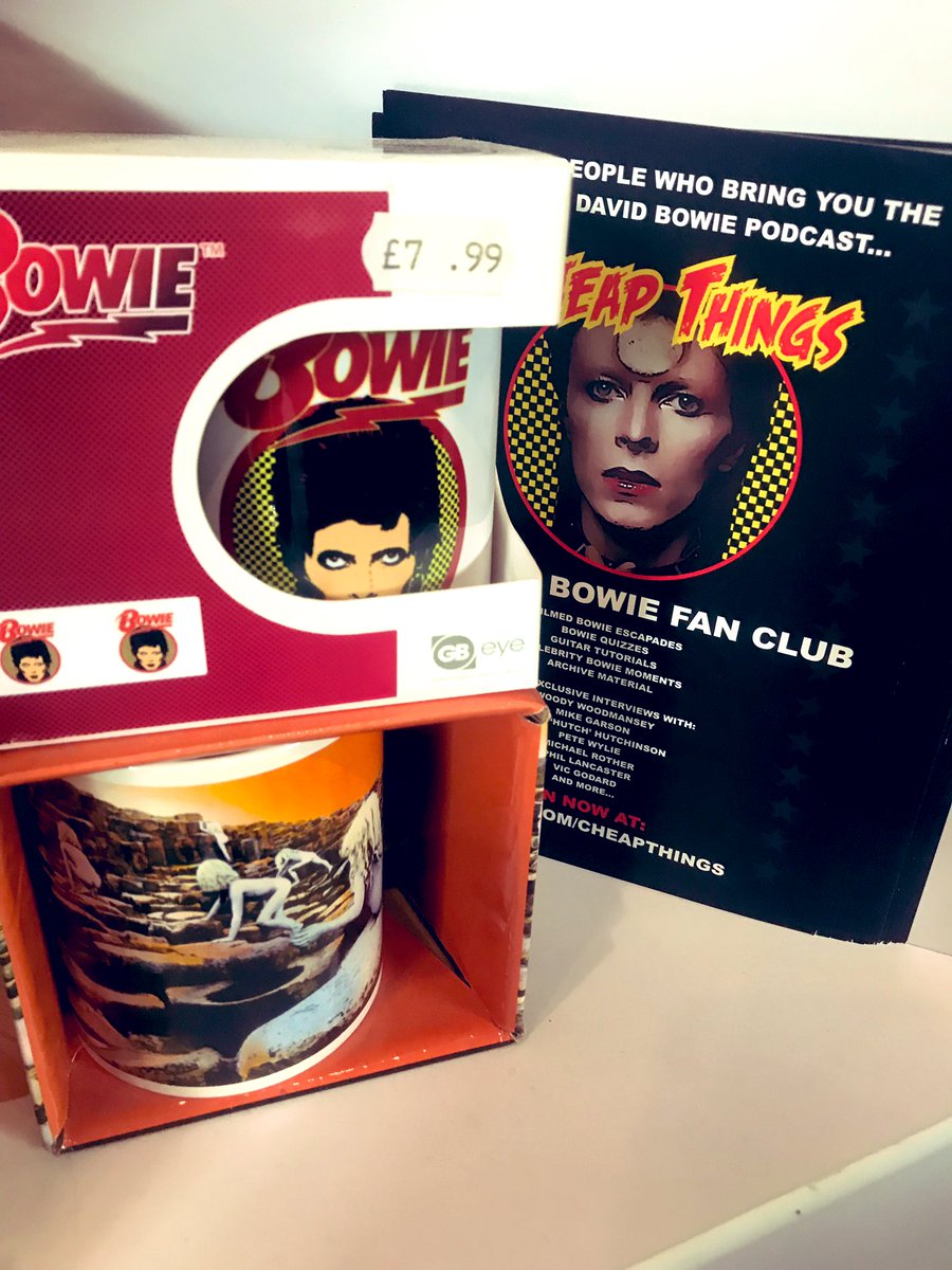 MsBethTaylor's tweet photo. Just bought a cheap Neil Young LP from the cosy @tasty_records and spotted signs of @marcrileydj ⚡️ https://t.co/9JvInBJqpC