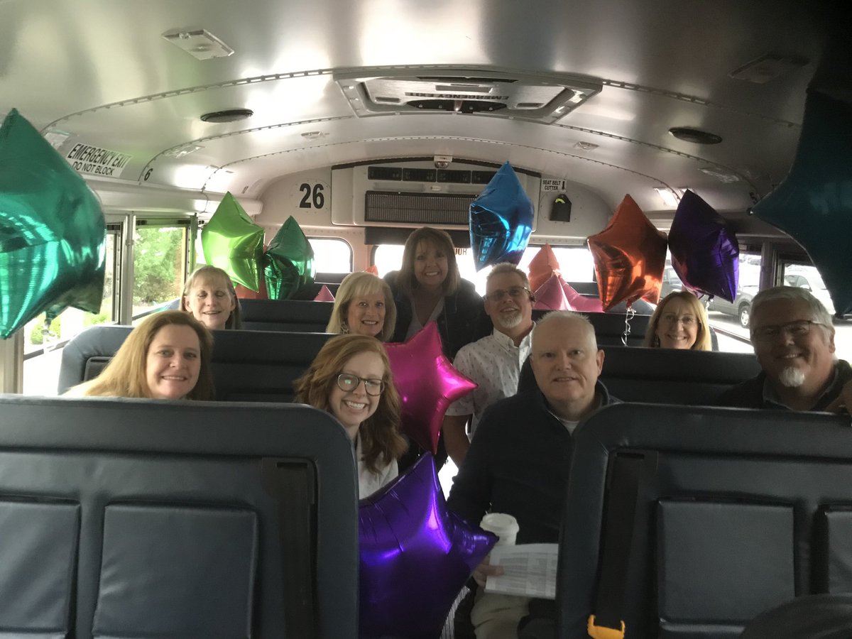 lsedfoundation's tweet image. LSEF PEAK Patrol is headed out to spread cheer throughout the District. Day 2! #PEAKGrants