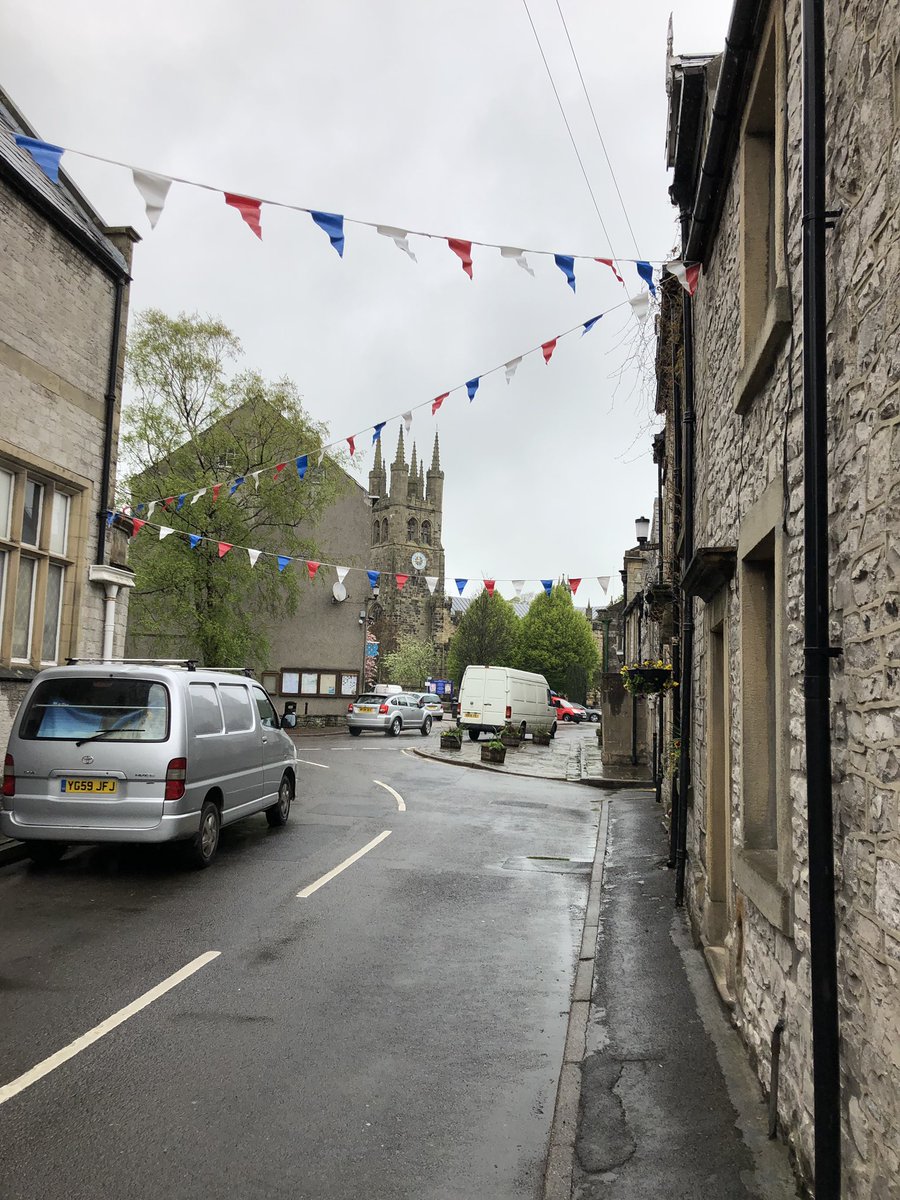 Church Street bunting up ready for #TideswellFoodFestival tomorrow :) Let’s hope for some good weather!! #Tideswell #foodfestival #PeakDistrict #HolidayCottages
