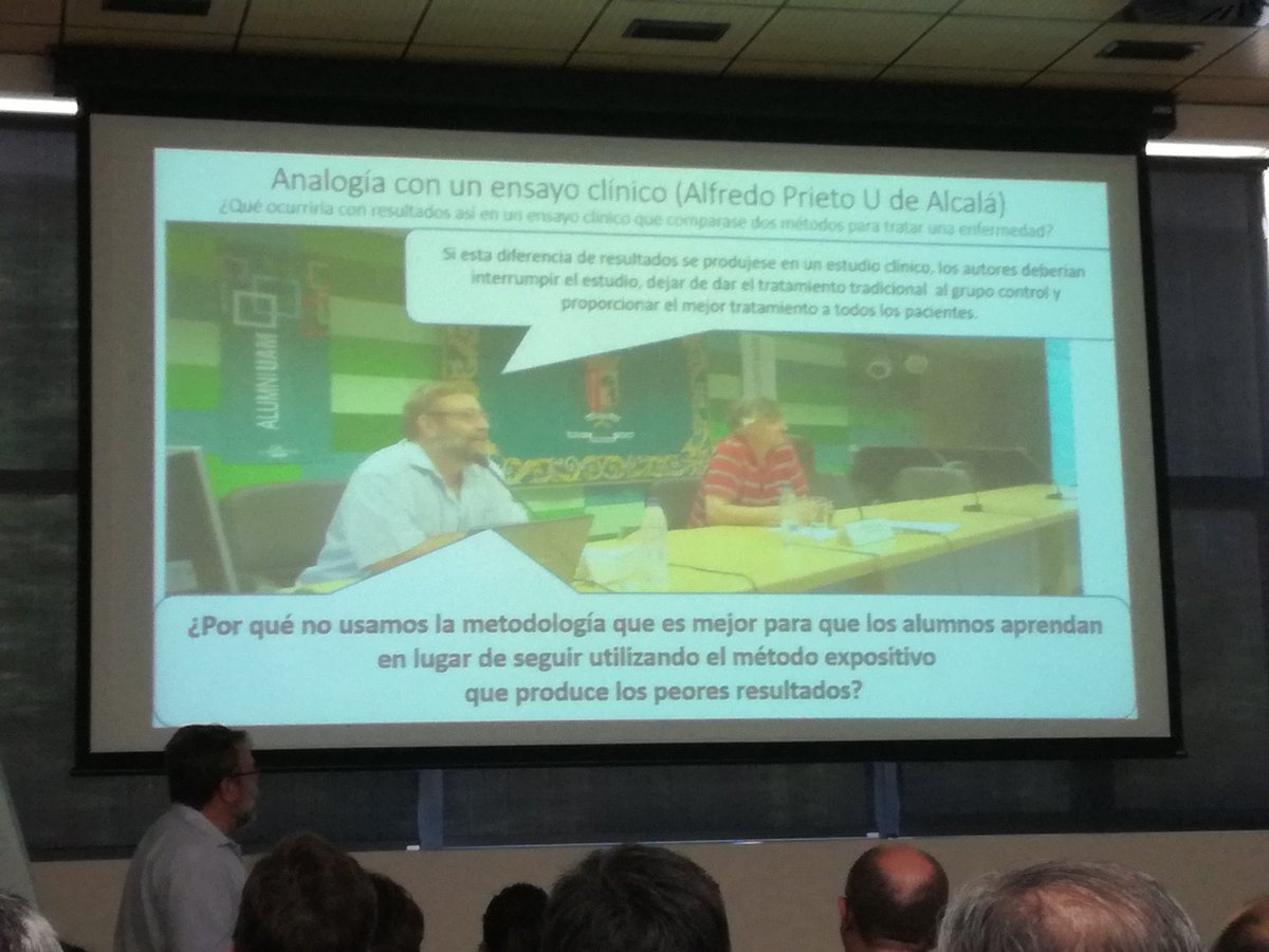 maseroinma's tweet photo. Gracias @AlfredoPrietoMa por el taller y la conferencia sobre #Aulainversa y compartir con nosotros tu experiencia @EnriquedeAlava @unisevilla @FIDOP_US @rporlan @MrChylo @fotero_upo https://t.co/sMvX0LheB8
