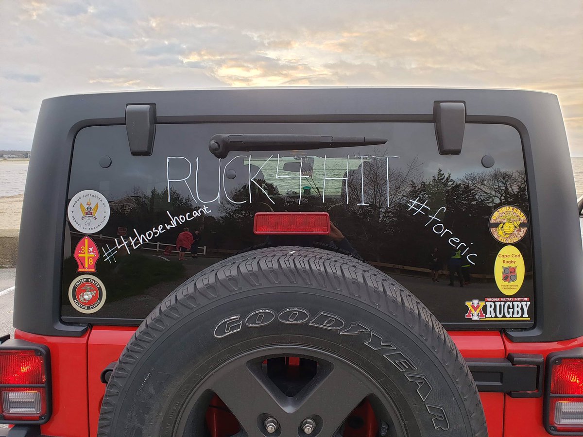 Ruck4HIT's tweet photo. If you see this Jeep, toot your horn and wave. It’s full of really awesome people doing a really awesome thing. 220 miles, 15 towns, running to raise awareness and funds for @HIThelpsvets. https://t.co/4cMGhpMm6l