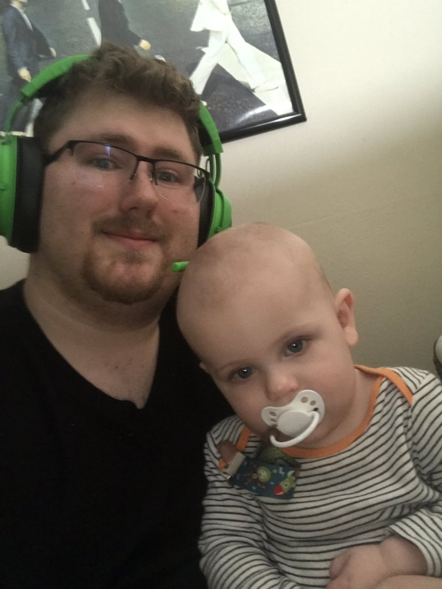 MShock5150's tweet photo. Happy Friday🎉 Let’s have some fun🚨
🔴#live🔴
Working on the level goals⚔️ and maybe some money making🙏
👉https://t.co/BRNIZC17PZ👈
BRING THE #COFFEE☕️
#FridayFeeling #westreamers #SupportSmallStreamers #OnTheGrind #CaffeinatedCrew https://t.co/h49bTjXyaS