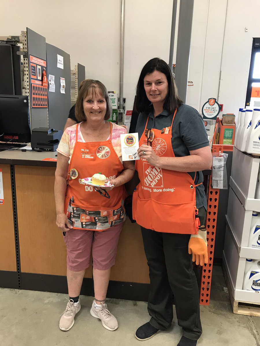 #THD1103 Celebrating Gail D31,
for 29 years of service with HD! Congratulations Gail!
