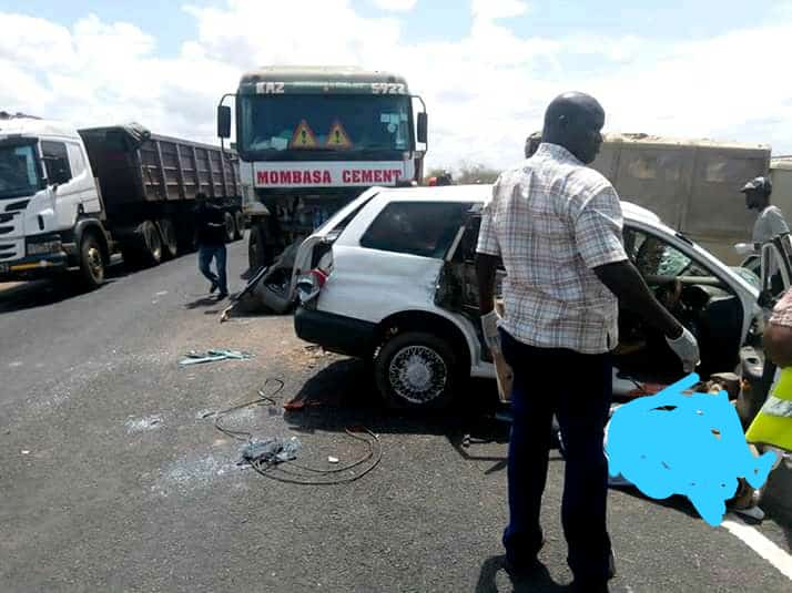 Breaking!!!
3 perished after a car and a truck collide head-on at Kenani area-Kibwezi Makueni County on Nairobi-Mombasa highway.