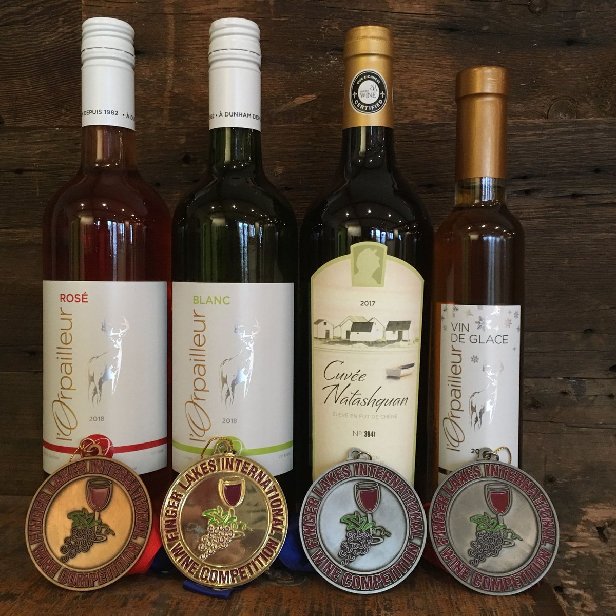 4 médailles gagnées par <a href="/lOrpailleur/">L'orpailleur</a> au concours 2019 de Finger Lakes #fliwc #vinsduqc #routedesvinsbm #createursdesaveurs