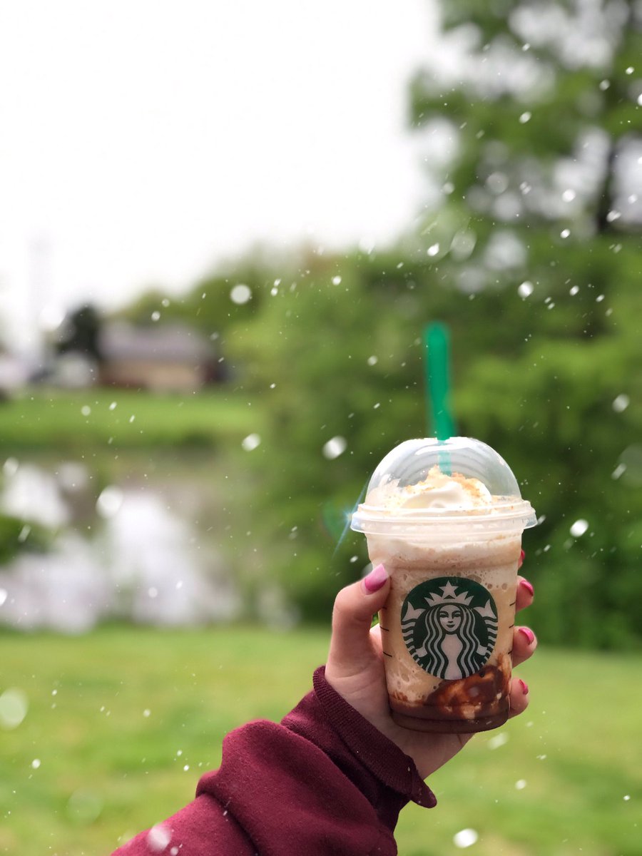 todoincluidoof's tweet photo. #ConEstiloIncluido 👑

Regresó el popular #SmoresFrappuccino de @Starbucks y junto con este también un set de labiales 💄

Si quieres uno, tienes que participar subiendo una 📸 a tus redes con esta bebida y el HT #SmoresLifeContest 😎 tienes hasta el día de hoy para participar 💕 https://t.co/GNHATW5aCD