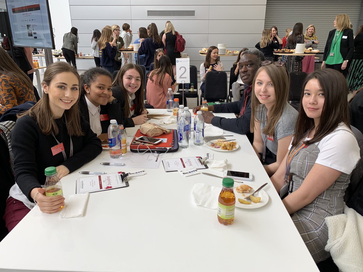 VCavarero's tweet photo. Feeling so inspired after the #InspiringAutomotiveWomen event.
Thank you to @JuliaHMuir for inviting us, @harmony_f1 and @GirlBots , and to @steve_fctuning for encouraging us to be inspiring women ourselves. https://t.co/EWpRIWN3jn