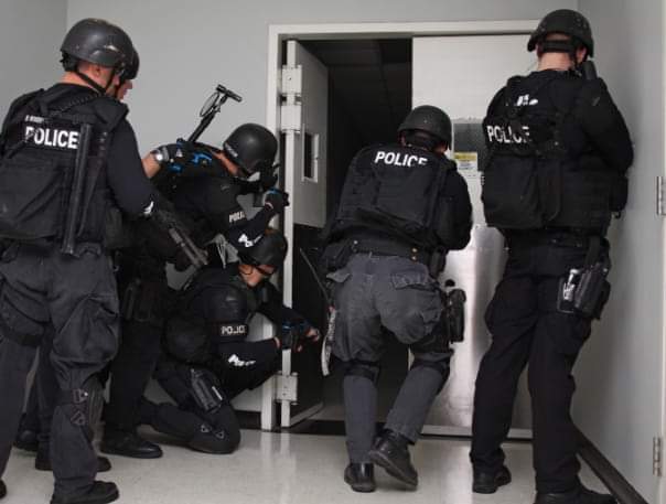 puakhunx's tweet image. : เธอ อายุมันเป็นเพียงแค่ตัวเลขครับ

5 นาทีต่อมา