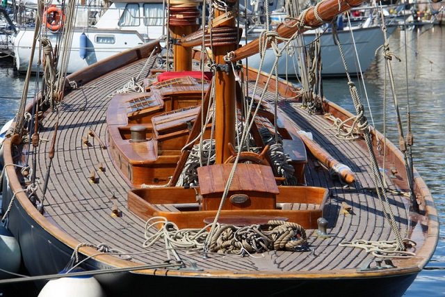 June 8th 2019: the launch of Tirrenia II in Viareggio #bonvivre.eu #classicyachtingcircuit #first #italy #TirreniaII #Tuscany #Viareggio bonvivre.eu/2019/05/free-t…