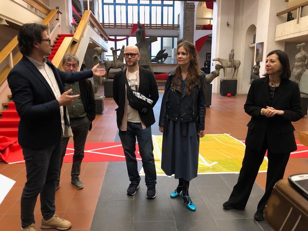 MuseoMariniFi's tweet photo. L’anteprima stampa di “Accents, Accents, Акценты” alla presenza di #DimitriOzerkov, Visiting Director 2019, @PAsproni, presidente del #MuseoMariniFirenze e gli artisti #IrinaDrozd, #IvanPlusch e #AndreyKuzkin
🔛 Opening sabato #4maggio alle 19 https://t.co/8rPhthMjdf