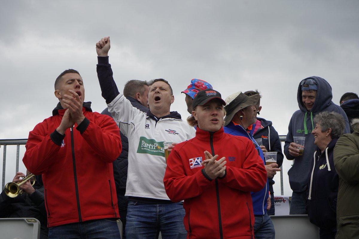England's Barmy Army 🏴󠁧󠁢󠁥󠁮󠁧󠁿🎺 tweet media